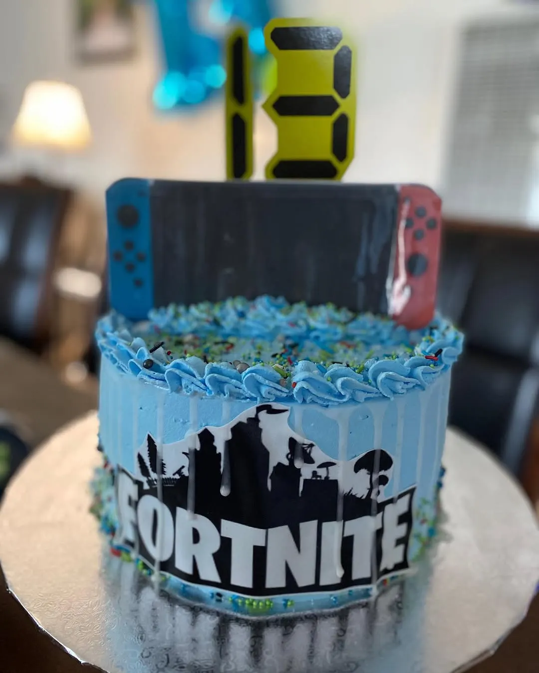 Fortnite Birthday Cake with Switch